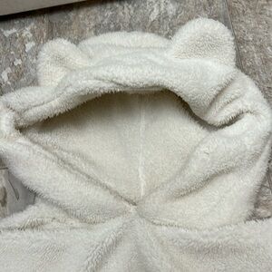 Fashion Nova Teddy Bear Hoodie size Medium.